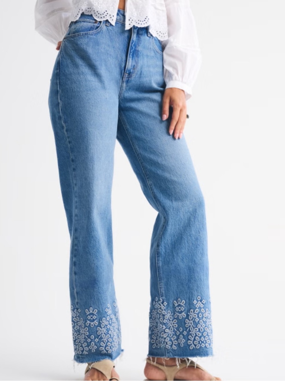 Abercrombie & Fitch Curve Love High Rise 90s Relaxed Cutwork Embroidered Jean